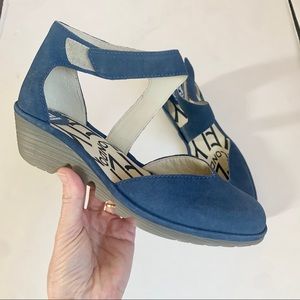 Fly London Piat Leather Low Wedge Strap Shoes Sz 39 (US 9) blue Comfort Boho